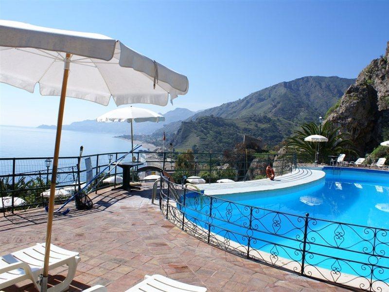 Baia Taormina Hotels & Spa Форца-д'Агро Экстерьер фото