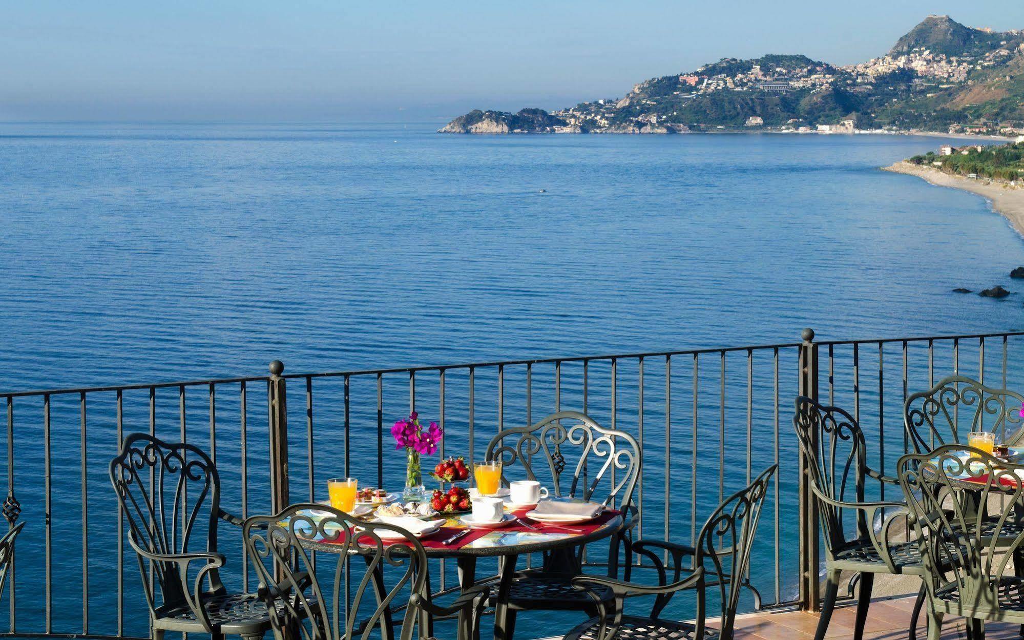 Baia Taormina Hotels & Spa Форца-д'Агро Экстерьер фото