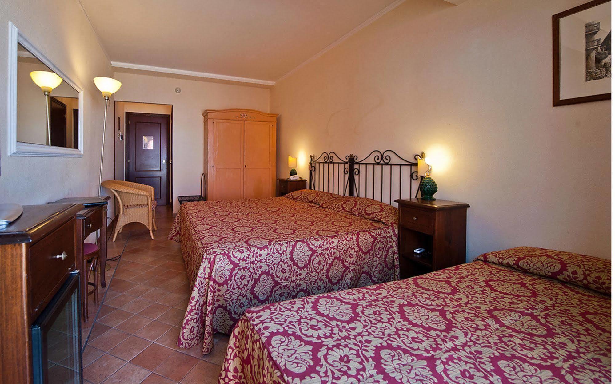 Baia Taormina Hotels & Spa Форца-д'Агро Экстерьер фото